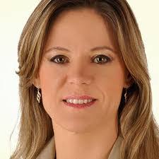 Samira Santiago's Instagram, Twitter & Facebook