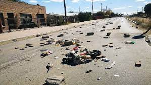 Mangaung residents in the free state are facing what could be a total shutdown amid calls for the disbanding of the metro council and the removal of the city manager, tankiso mea. Qm9afa8u Rjudm