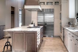 5 ft x 9 ftstandard 9ft x 7ft master bathroom floor plan with bath and shower. The Perfect Space To Cook Your Traditional Family Recipes Design By Carrie Hoffman Superior Cabinets Superior Cabinets Best Kitchen Designs Kitchen Photos
