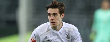 I haven't signed a contract anywhere except with borussia … Who Is Florian Neuhaus The Gladbach Controller Interesting Tottenham And Bayern