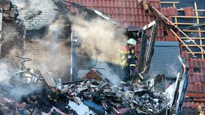 Und während der explosion befand sich ein mann noch in dem haus. Fotos Haus Explodiert In Bremen Huchting Weser Kurier