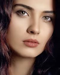 Tuba Büyüküstün👑 en Instagram: “❣️ #tubabüyüküstün #tubabuyukustun”