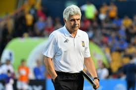 Así lo dio a conocer el diario marca, señalando que, ante los malos resultados, no le renovarían contrato al según la información, la directiva felina habría llegado a un acuerdo verbal desde el semestre anterior, pero el club tigres optó por no hacer válida. Tuca Ferretti Espera Que Si Se Realice El Mundial De Clubes