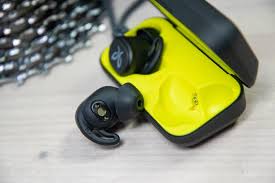 Jaybird Vista Earbuds Hands On An Airpods Powerbeats Pro