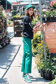 Comment Porter Des Vans Nos Inspirations Pour Savoir Comment Porter Des Vans Elle Comment Porter Des Vans Comment Porter Idees De Mode