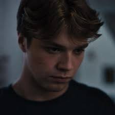 La han være i fred: Pelle og Proffen