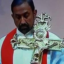 Señor ,padre ignacio reza x nosotros en salud ,dinero y un futuro mejor  para todos y flia ,hijos y desde ya muchas gracias