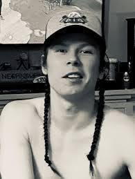 Mary Pheasant's Instagram, Twitter & Facebook