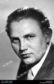 Hans Braun (1917-1992), barítono, cantante de ópera austríaco.