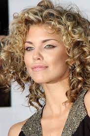 Most Endearing Hairstyles For Fine Curly Hair Fave Hairstyles Curly Hair Styles Curly Hair Styles Naturally Fine Curly Hair