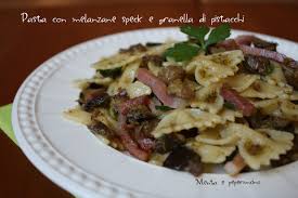 Check spelling or type a new query. Pasta Con Melanzane Speck E Granella Di Pistacchi