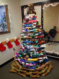 A Christmas Tree Made Out Of Law Books In The Dallas County Public Defender S Office Creative Christmas Trees Different Christmas Trees Christmas Tree