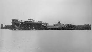After a period of extreme rainfall, the highly populated yangtze river basin began to flood. Picturing Disaster The 1931 Wuhan Flood China Dialogue