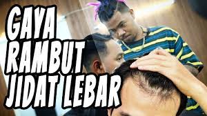 Tapi, tidak semua tampilan rambut cocok dengan bentuk wajah anda, terutama jika memiliki dahi yang besar alias jenong. Potongan Rambut Yang Cocok Untuk Jidat Lebar Youtube