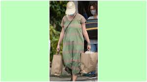 Katheryn elizabeth hudson (born october 25, 1984), known professionally as katy perry, is an american singer, songwriter, and television judge. Erstmals Gesichtet Katy Perry Shoppt Ohne Baby Und Tragt Die Tuten Selbst