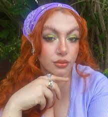 alex ogden clark (@lipglosslezza) • Instagram photos and videos