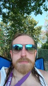 What up peeps! Been looking for a spot for fellow Ray Ban Meta folk. Glad  to be here