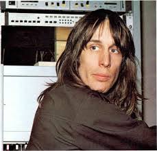 Gary Keeth's Instagram, Twitter & Facebook