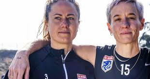 OL Reign enter offseason with plenty of questions. Will Rapinoe and Barnes  return in 2023?