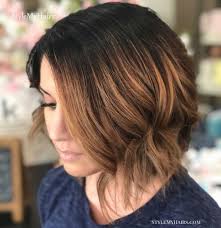 Having short hair creates the appearance of thicker hair and there are many types of hairstyles to choose from. 48 Beautiful Short Hairstyles For Fat Faces And Double Chins