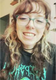 Alli (@timelessmoona)