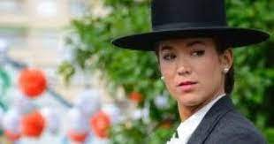 Traditional Spanish Riding Hat Love It Pinterest Riding Hats Equine Fashion Hats