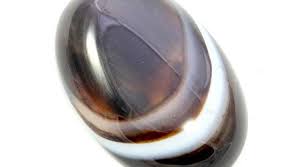 Black Agate Cabochon A Dark Colored Stone With Two White Etsy Stone Color Black Agate Cabochon