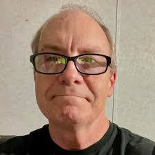 Dwight Foley's Instagram, Twitter & Facebook