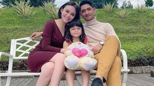 Topik Berita Entertainment Profil Biodata Fara Simatupang Anak Arya Saloka Dan Amanda Manopo Di Ikatan Cinta Suka Main Tiktok Tribun Jatim