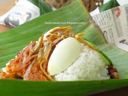 Hand drawn malaysian nasi lemak outline seamless pattern background with yummy emoticon and heart. Nasi Lemak Lover Nasi Lemak Bungkus One More Please