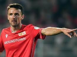 Christian gentner (born 14 august 1985) is a german professional footballer who plays as a midfielder for union berlin. 1 Bundesliga Gentner Will Bleiben Aber Europa Spukt Mir Nicht Im Kopf Herum News Fussballdaten