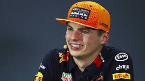 Photo by red bull content pool on october 24th. Formel 1 Red Bull Verlangert Mit Max Verstappen