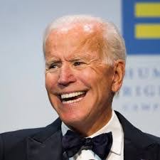 Katrina Macias's Instagram, Twitter & Facebook