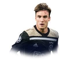 His potential is 83 and his position is lb. Nicolas Tagliafico 87 Lb Champions League Live Fifa 19 Fifarosters