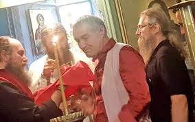 Manastirea frasinei este prezentat de sky trip prin obiective religioase din valcea, cu ghid turisic romanesc aflati despre manastirea frasinei. Gigi Becali S A Recules La MÄƒnÄƒstirea FrÄƒsinei Din Valcea