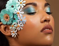 Bright Makeup Projects :: Photos, videos, logos, illustrations and branding  :: Behance