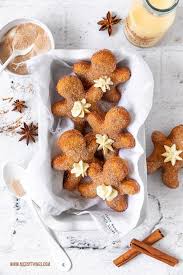 Gingerbread Man Donuts Lebkuchen Berliner Mit Eierlikor Fullung Nicest Things Weihnachtsrezepte Weihnachtsessen Lebensmittel Essen