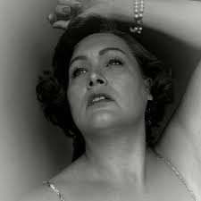 I begin my walk mid April in Irun. I will be staying mostly in alburgues  but some pension and maybe a hotel or two. I'm carrying a silk sleep sack  liner. Do