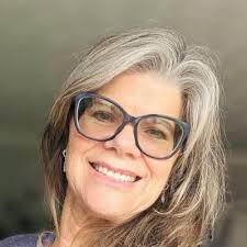 Undoubtedly the BEST 4.5 minutes of modern Cinema. This is not only related  to sport, but one can relate this to business as well. We used to play this  clip 5 minutes