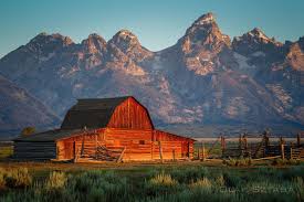 God I D Love To Go To Montana For A Week Of Shooting Sometime Barn Dream Barn Old Barns