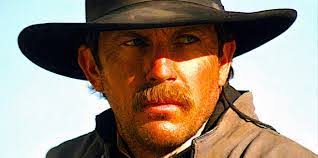 Steven Earp's Instagram, Twitter & Facebook