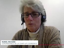 Espace, opération nettoyage