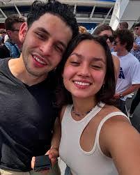 Amber Velez's Instagram, Twitter & Facebook