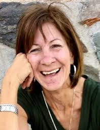 Robin Mackey's Instagram, Twitter & Facebook