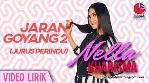 Em kalau tidak berhasil pakai jurus yang kedua d semar mesem namanya jaran goyang jodohnya d cek rodok ndagel syarate penting di lakoni wae em em dam du di dam aku padamu d i love you, i can't stop loving you d em oh darling jaran goyang menunggumu. Lirik Lagu Nella Kharisma Jaran Goyang 2 Jurus Perindu Lirik Lagu Dunia