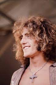 Firth Of Fiftysecondstreet Roger Daltrey At The Isle Of Wight Festival 1970 Cantantes Roger Daltrey Musica