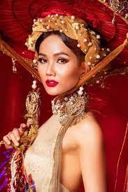 Khéo chọn trang phục tôn lợi thế hình thể. 23 H Hen Nie Ideas Miss Vietnam Hen Miss Universe Swimsuit