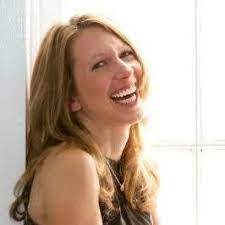 Laverne Roper's Instagram, Twitter & Facebook