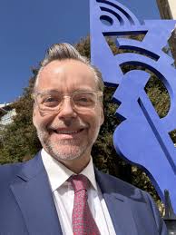 My new consulting firm — AMBO Strategy — and I are officially bicoastal. I  am buying a second home/office next week in D.C. and will split my time  with my primary home