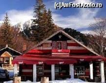 The lodge muntele rosu (red mountain) is locked up (closed? Cabana Silva Cheia Impresii PÄƒreri RecomandÄƒri Cabana Silva Amfostacolo Amfostacolo